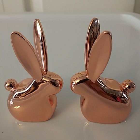 Umbra Jewelry - Set of 2 bunny ringholders